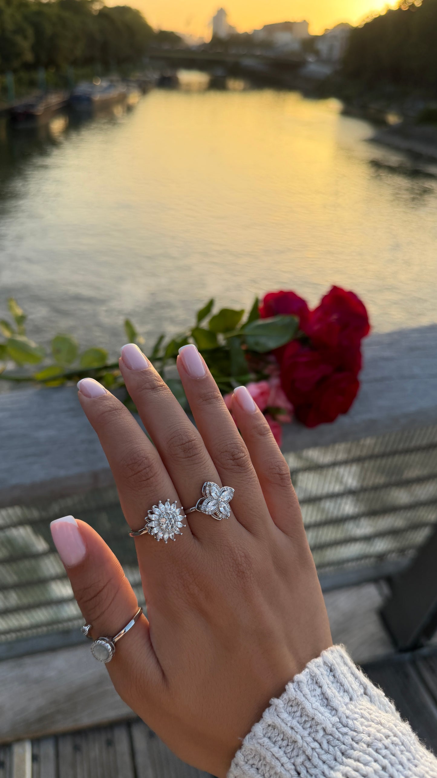 Stressy™ Anxiety Tulip Ring – Adjustable Fidget Ring for Stress Relief