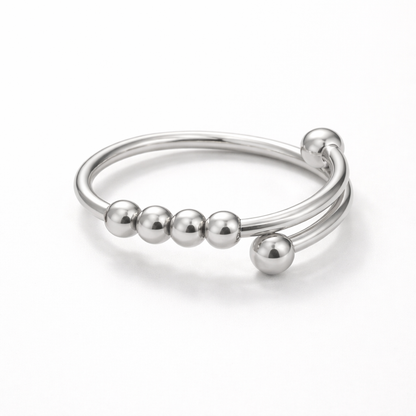 Stressy Anxiety Beads Ring Silver studio product image